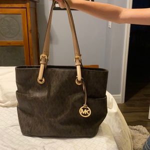Michael Kors shoulder purse